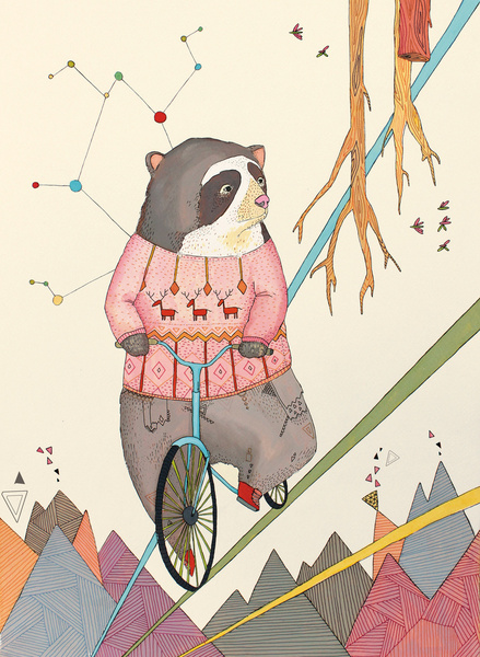 Панда в свитере на велосипеде